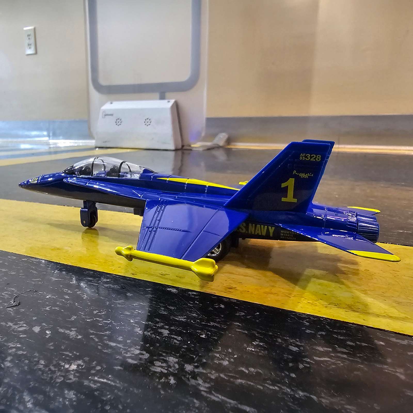 Blue Angels Pullback Toy image 1