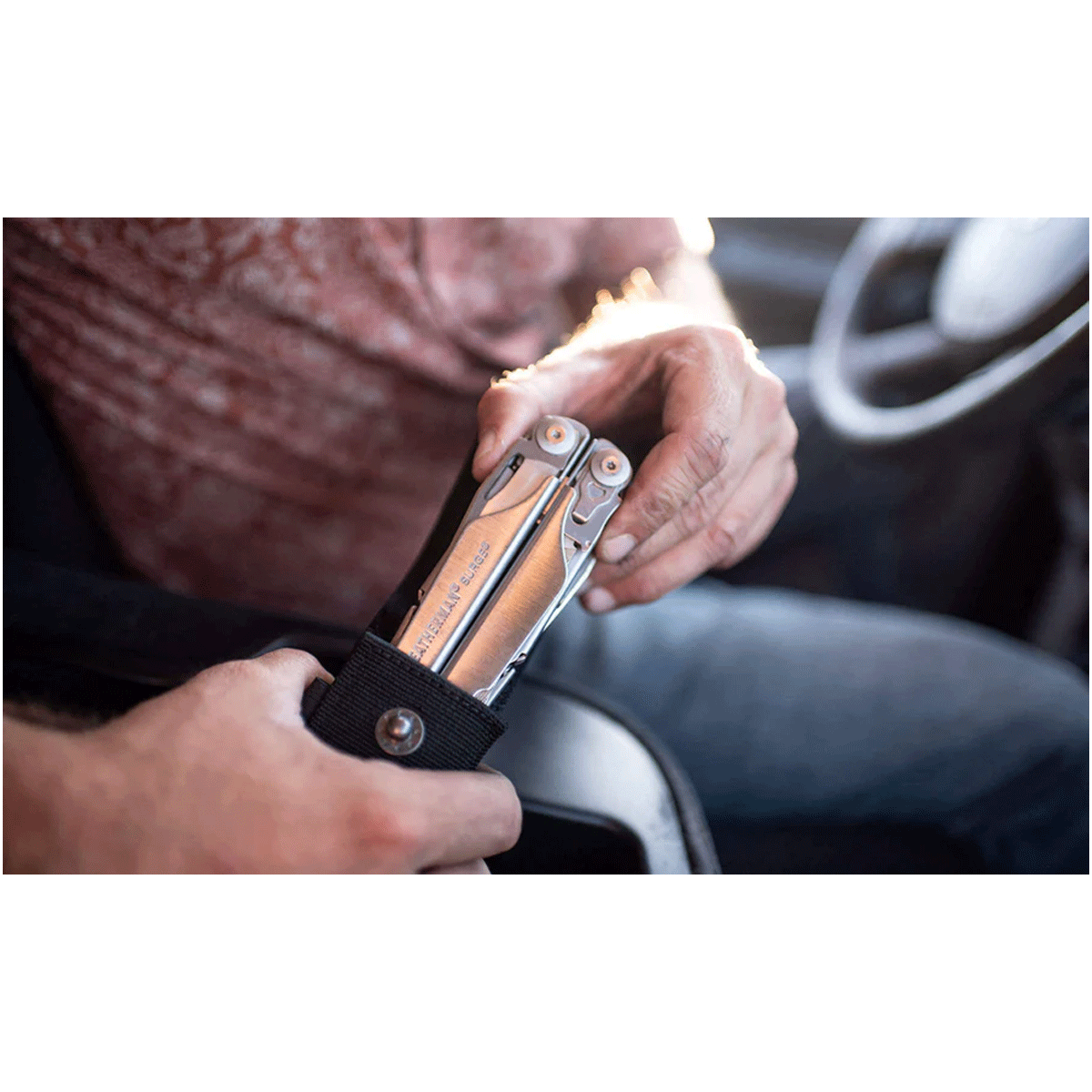 Leatherman Surge image 6