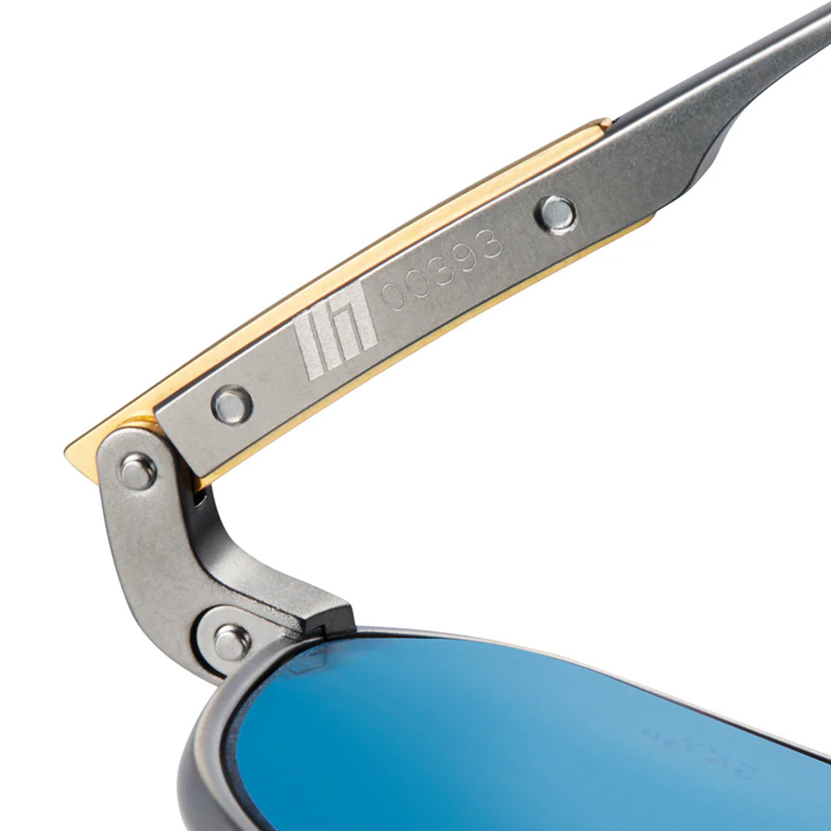 side of ascent aviator sky9 sunglasses