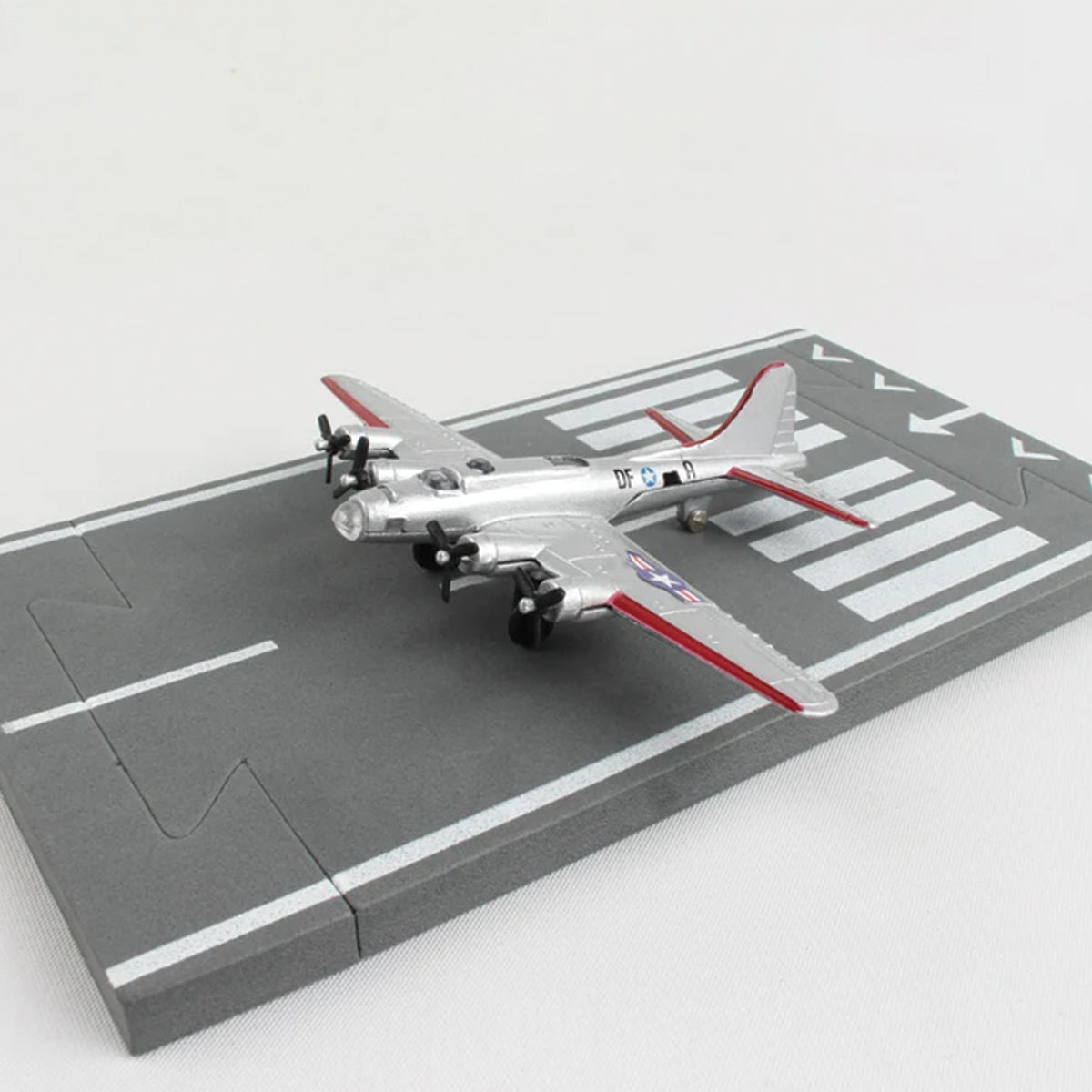 Runway24 B-17 toy airplane