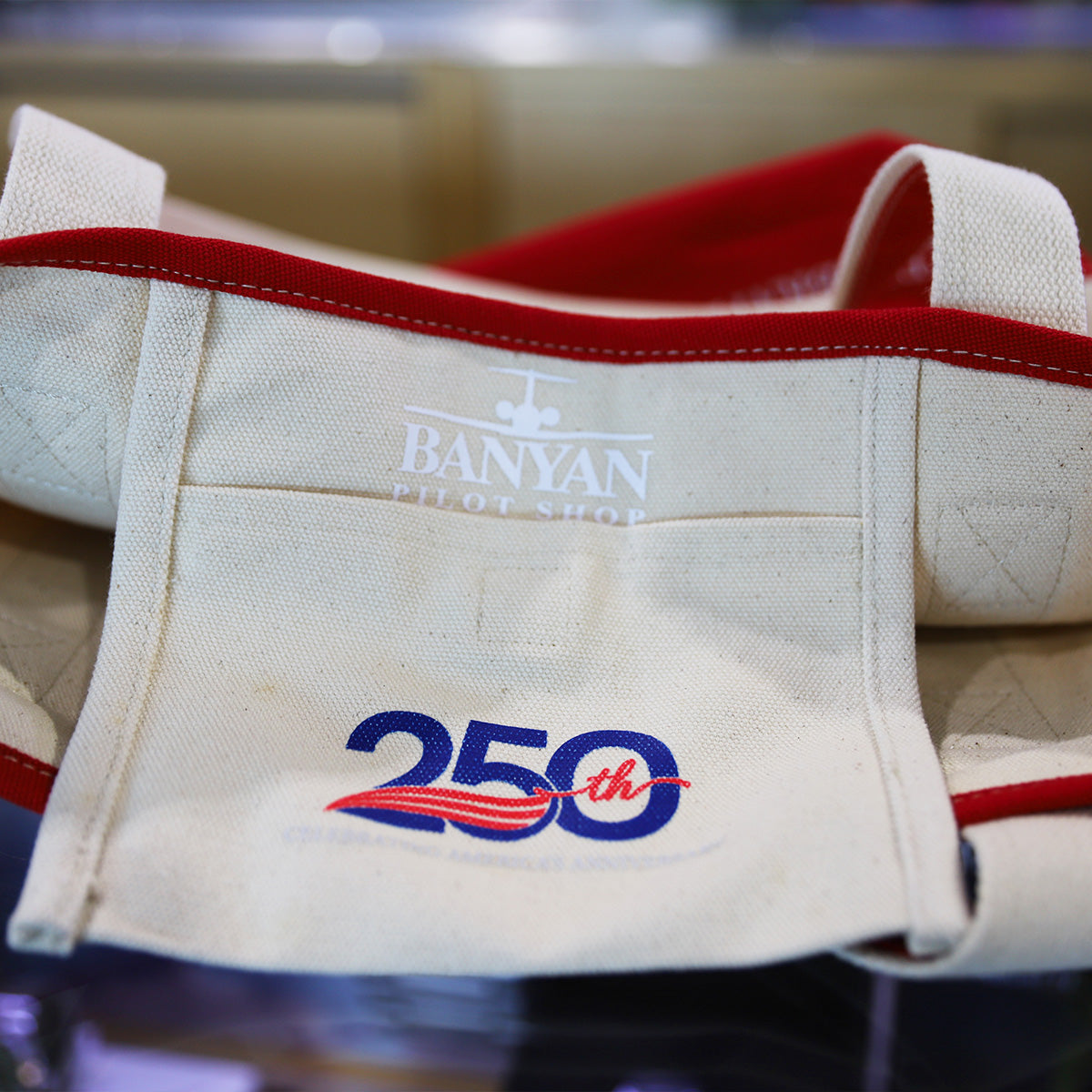 250 tote bag inside pocket