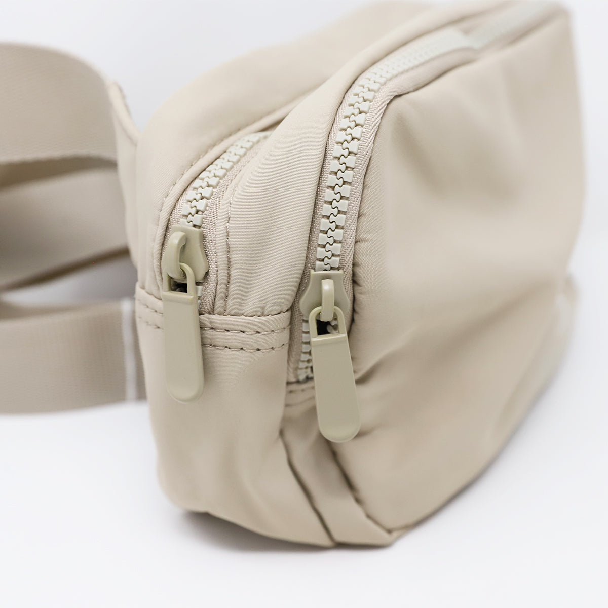 Banyan Beige Crossbody Zippers